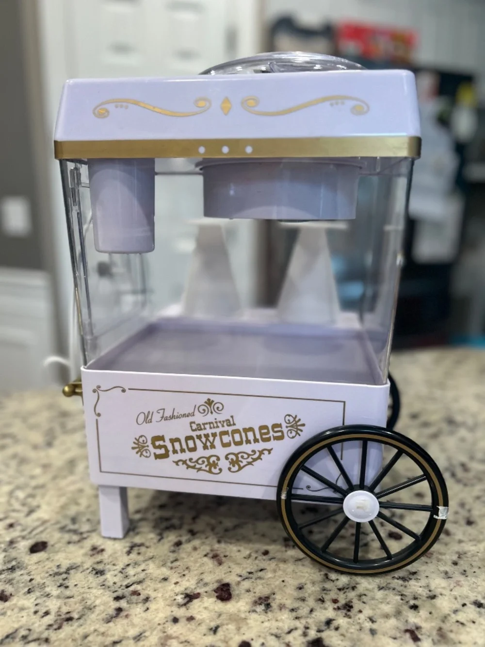 NOSTALGIA Old Fashion Snow Cone Maker/Ice Shaver Machine